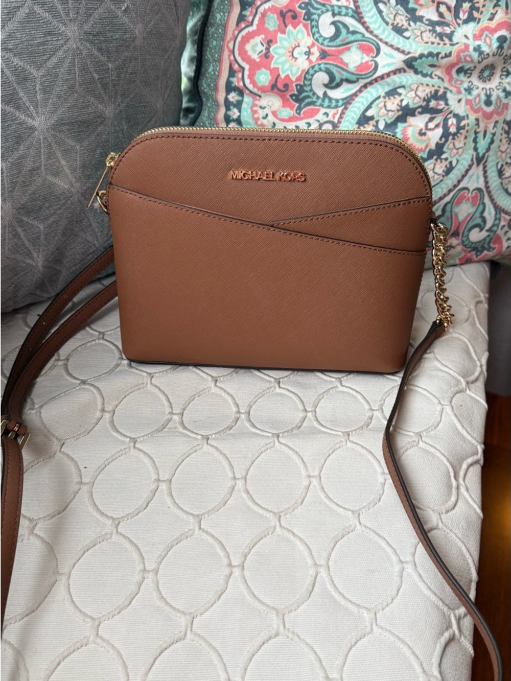 Michael Kors Jet Set Travel Medium Dome Crossbody Bag in Brown - Picture 8 of 8